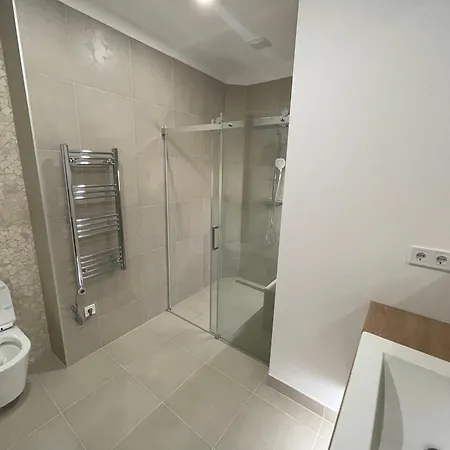 דירה Center 4! Modern And Cozy 3br In Center! *