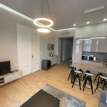 Apartament Center 4! Modern&cozy 3br In Center!