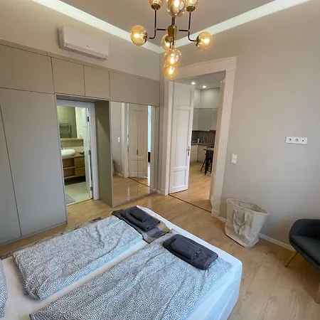דירה Center 4! Modern And Cozy 3br In Center! *